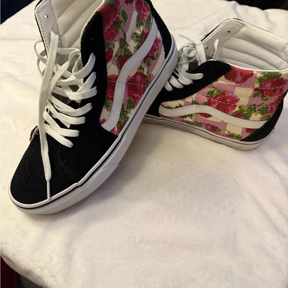Vans Floral & Black High-Top Sneakers - Picture 3 of 5
